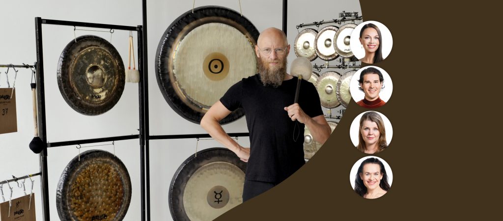 Konsertin solistit ja juontaja.