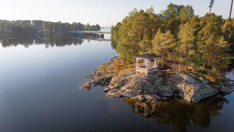 Peräniemi kesällä.