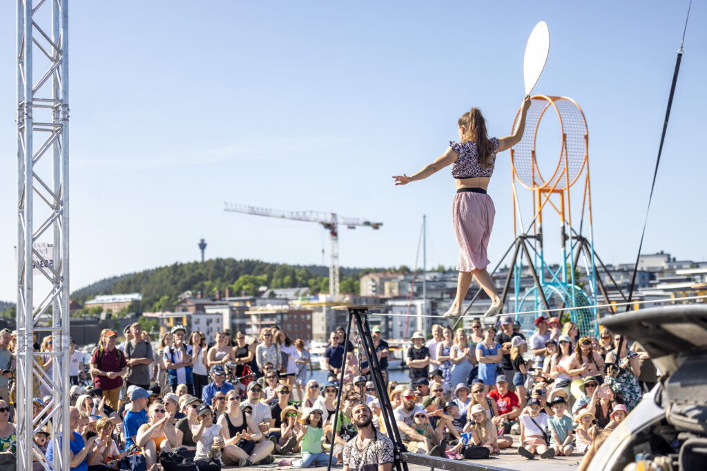 Summer street Circus in the Kuopio Harbour